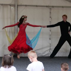 Das ukrainische Tanzpaar bei der Standard-Vorführung.