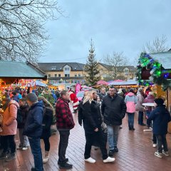 Gut besucht war der Weihnachtsmarkt auch am Sonntag!